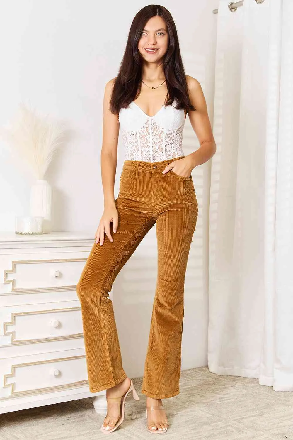 *APP EXCLUSIVE* Judy Blue Mid Rise Corduroy Pants