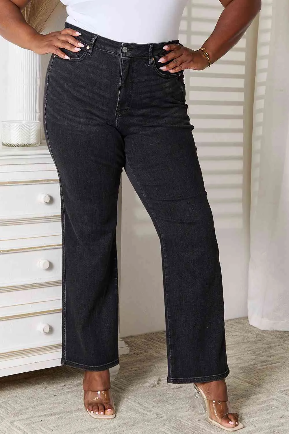 *APP EXCLUSIVE* Judy Blue Tummy Control Washed Black Straight