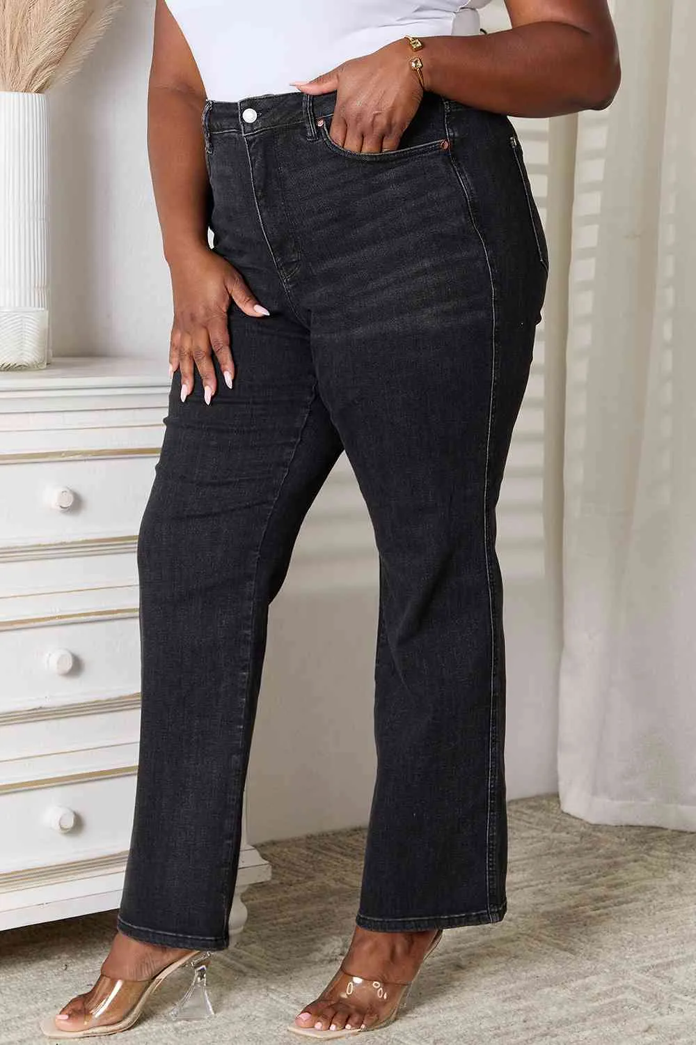 *APP EXCLUSIVE* Judy Blue Tummy Control Washed Black Straight