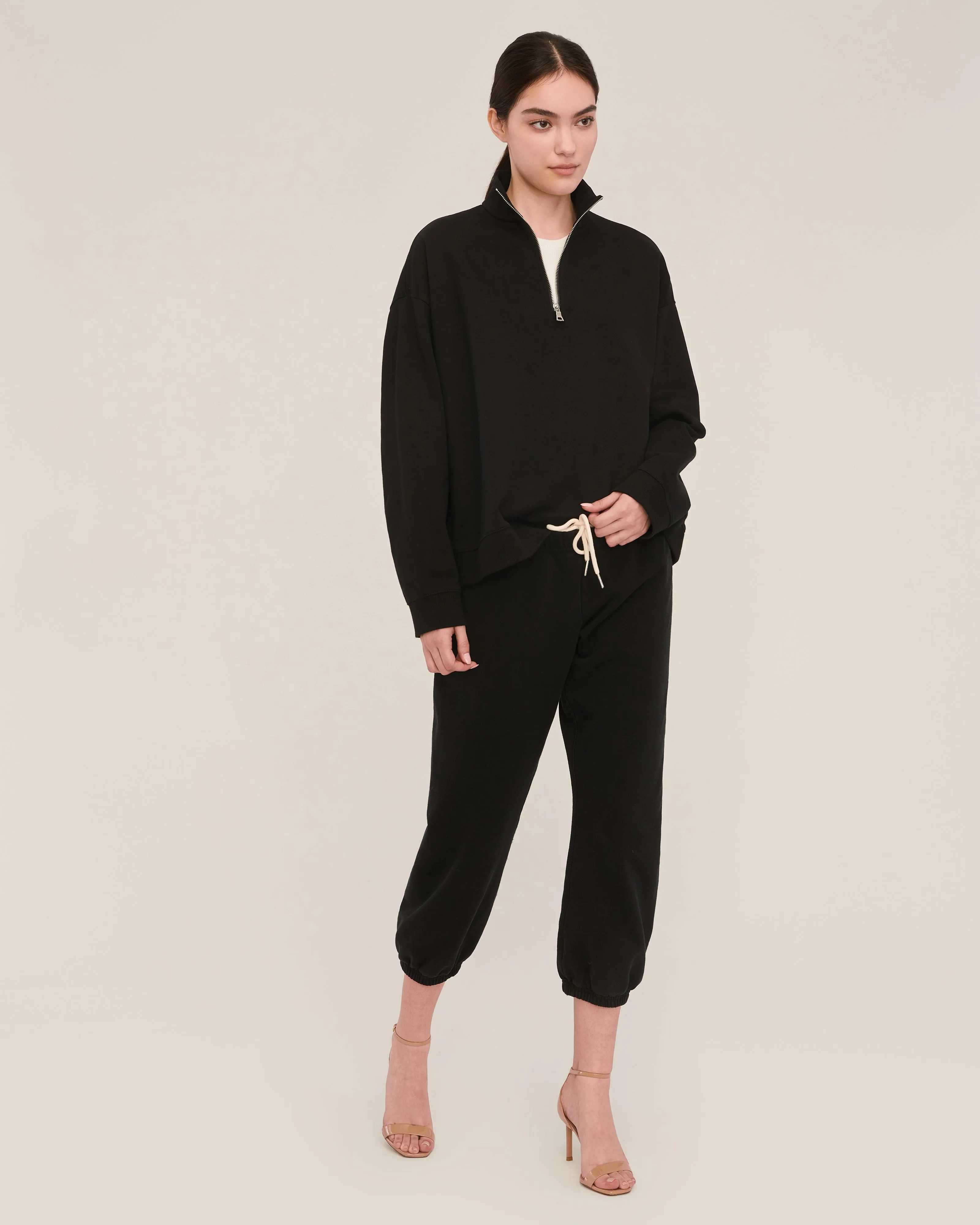 Blaine Low Rise Cropped Sweatpant in Black