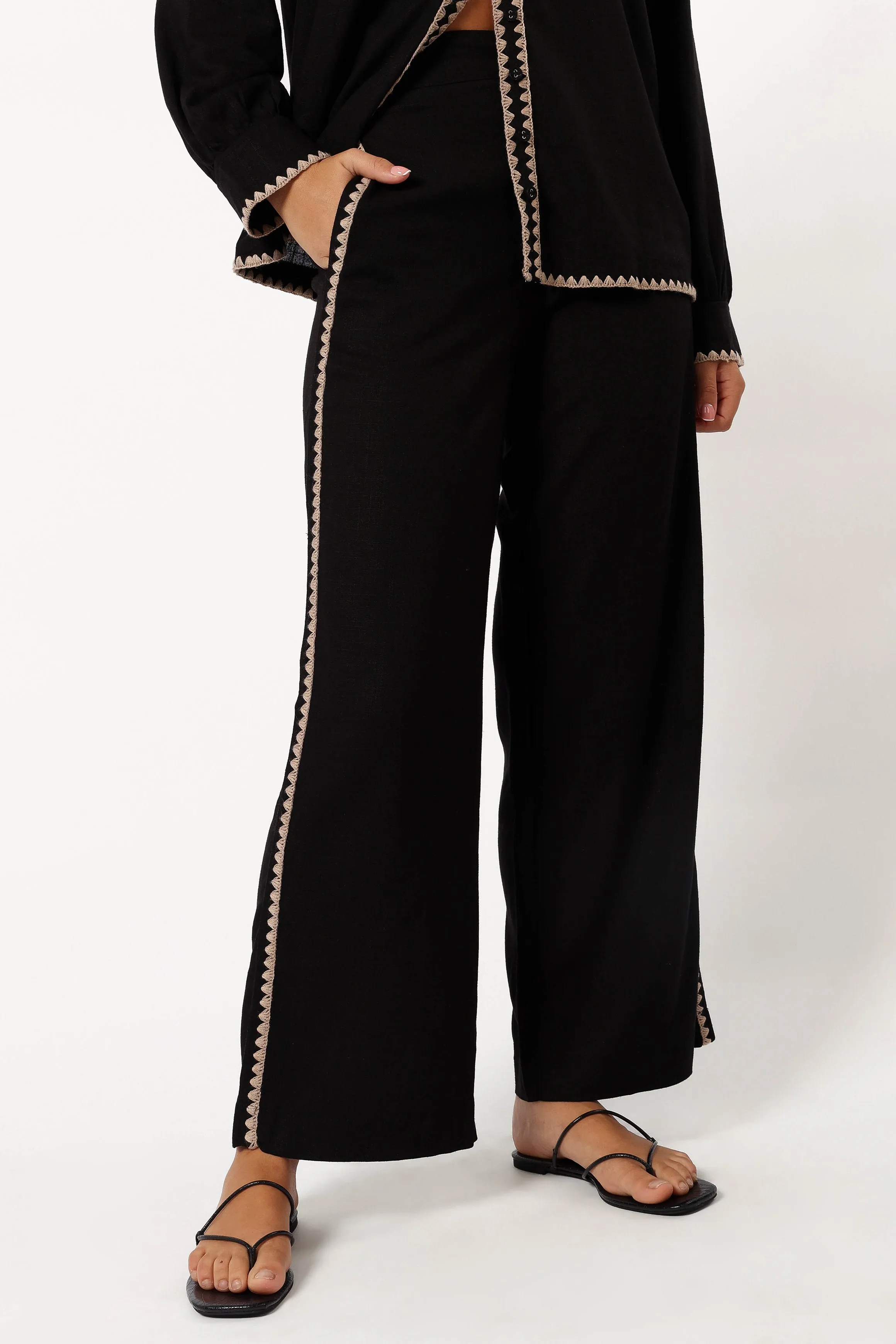 Calyse Pants - Black