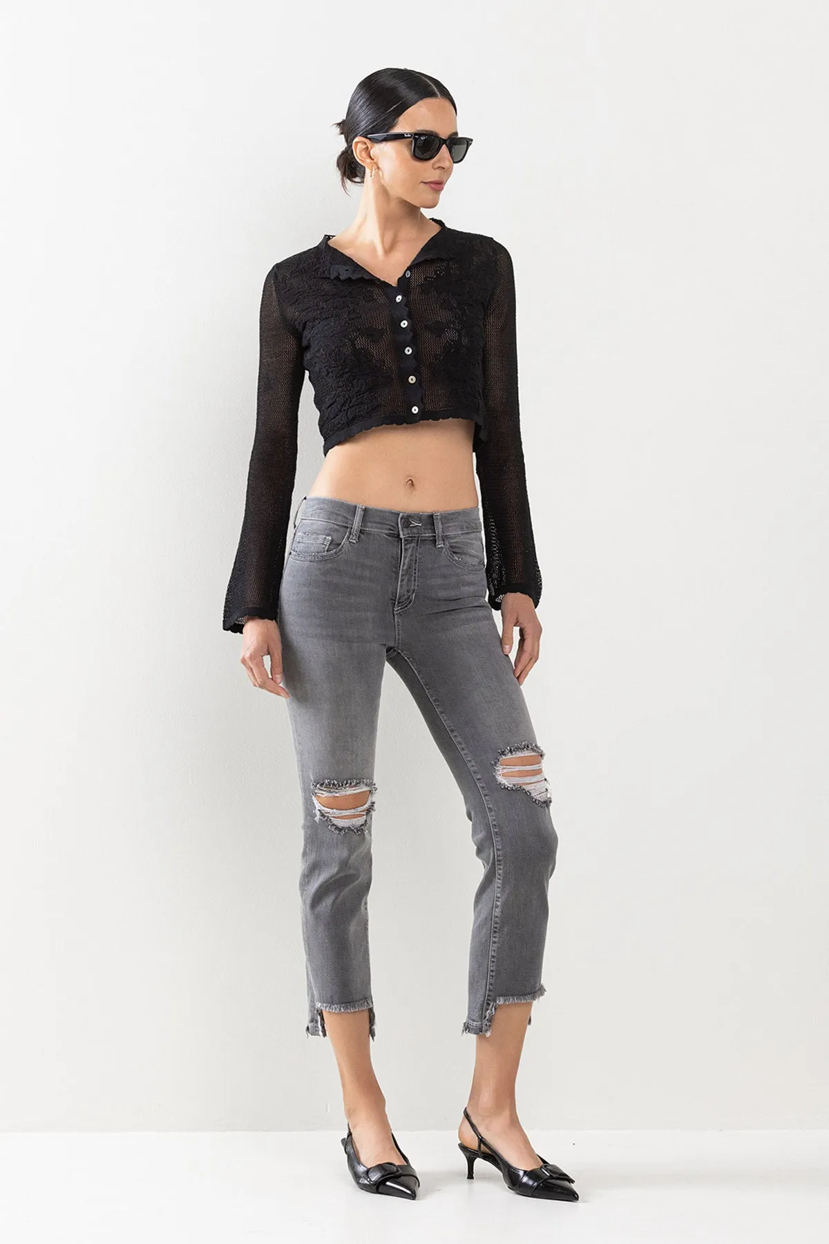 HIGH RISE ANKLE KICK FLARE JEANS WITH DISTRESSING / SP-P10674