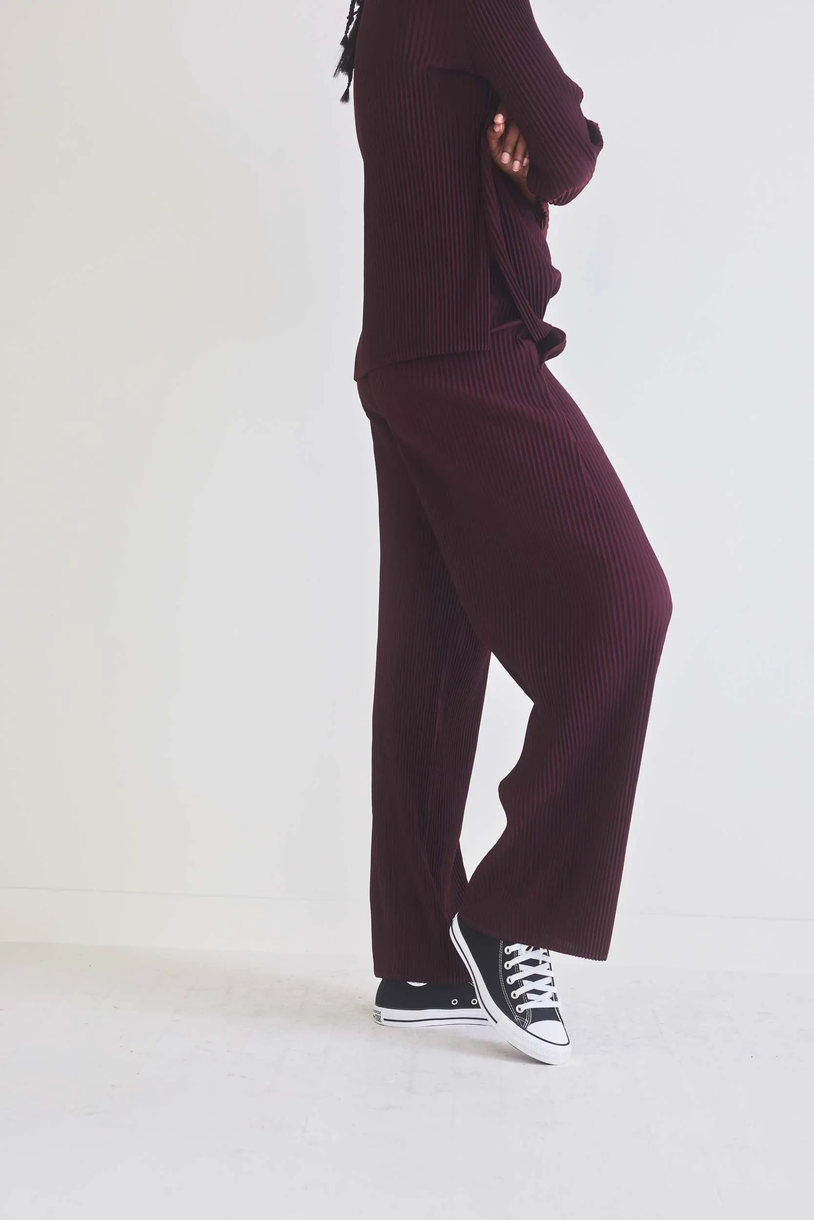 Masterful Plissé Pleated Pants