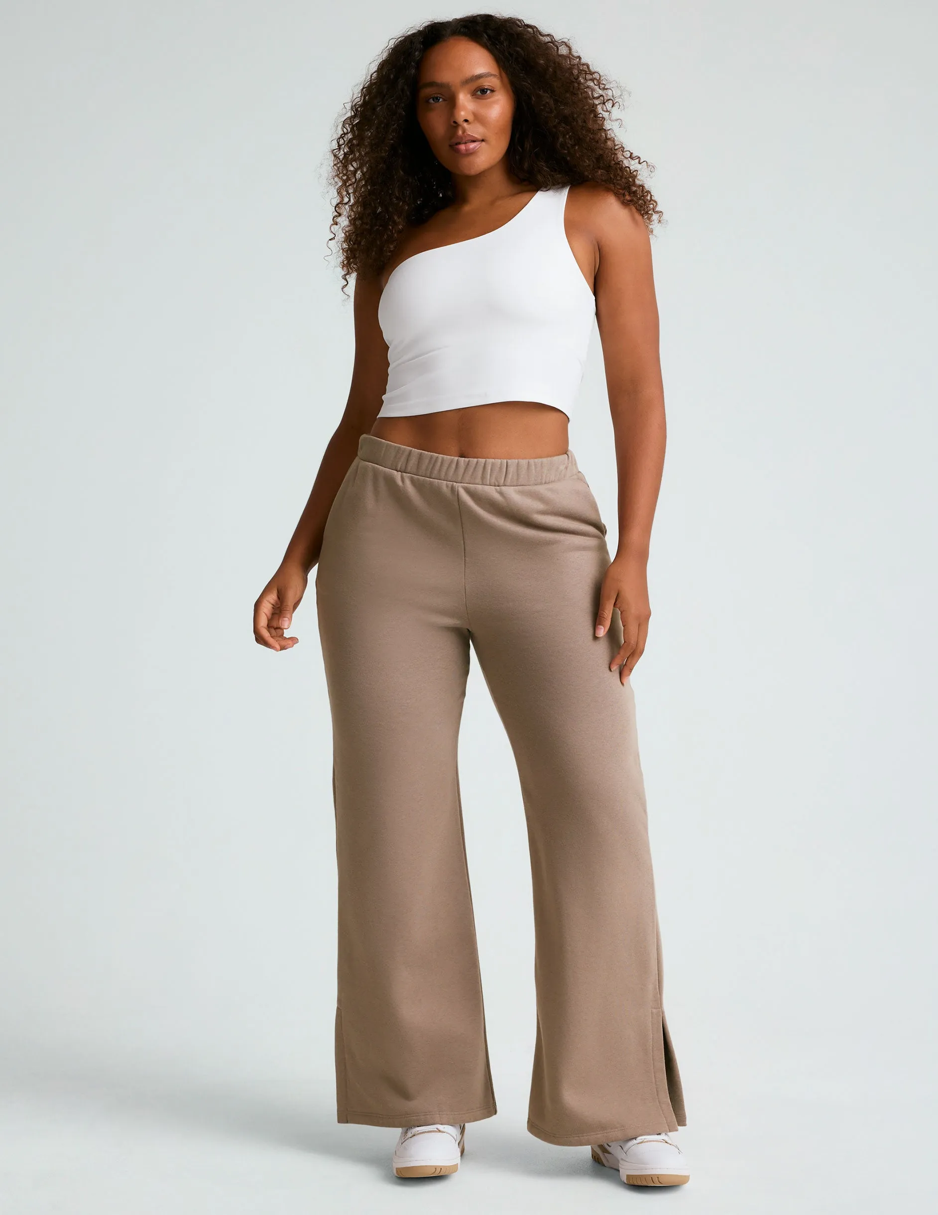 Open Ended Mid Rise Wide Leg Pant