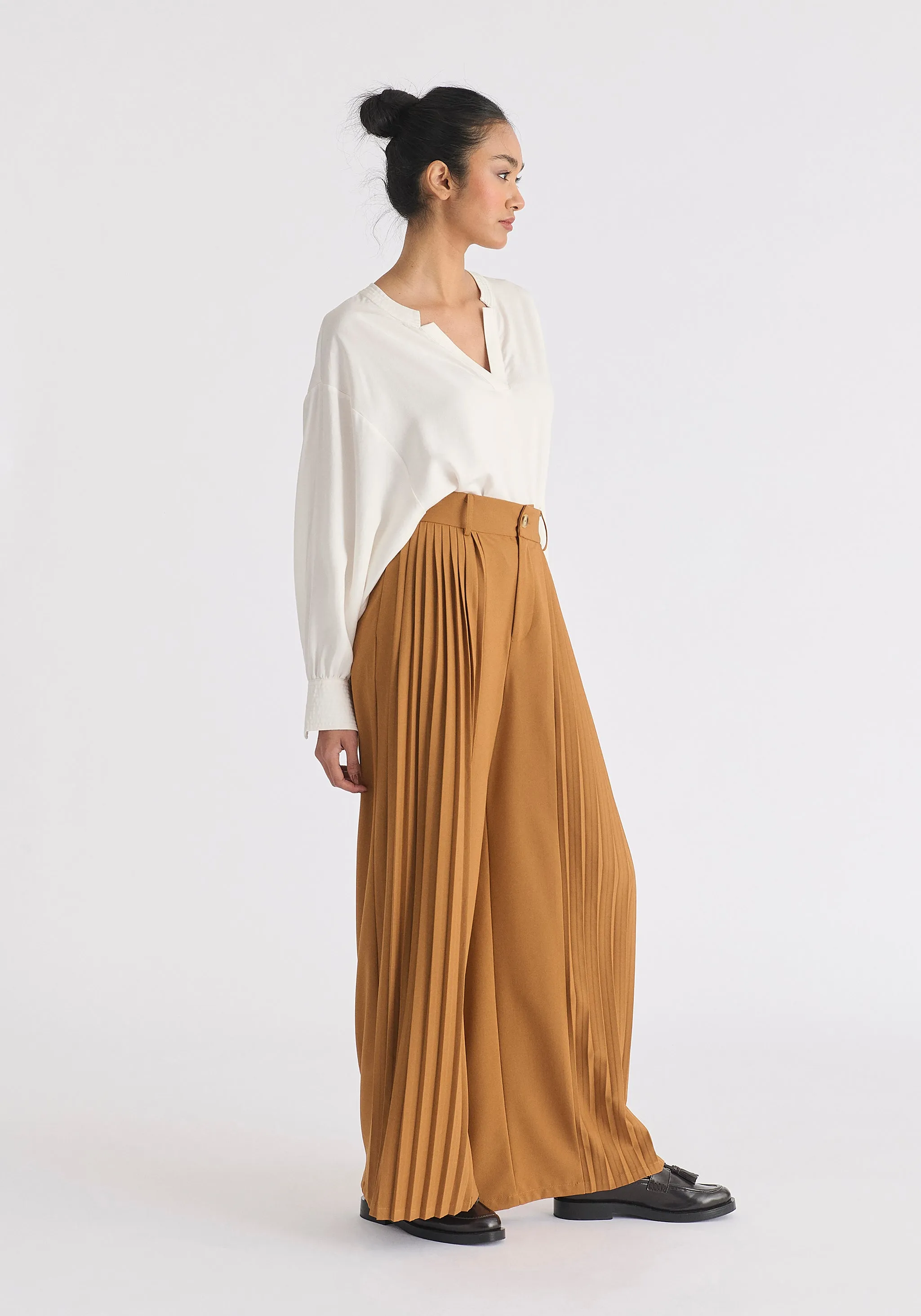 Pleated Wide Leg Trousers