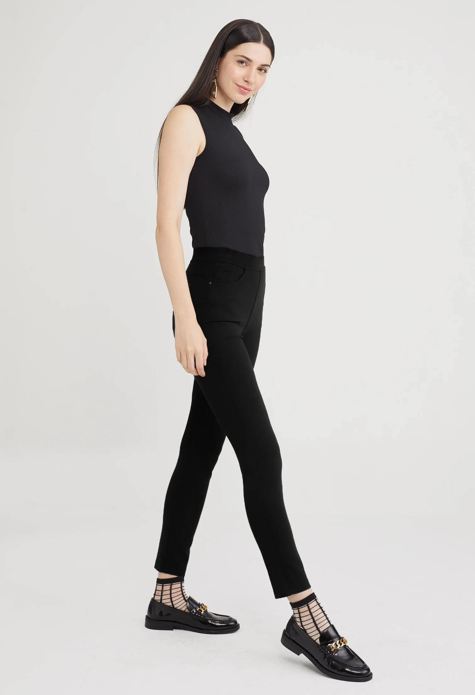 Tapered Elastic Trousers