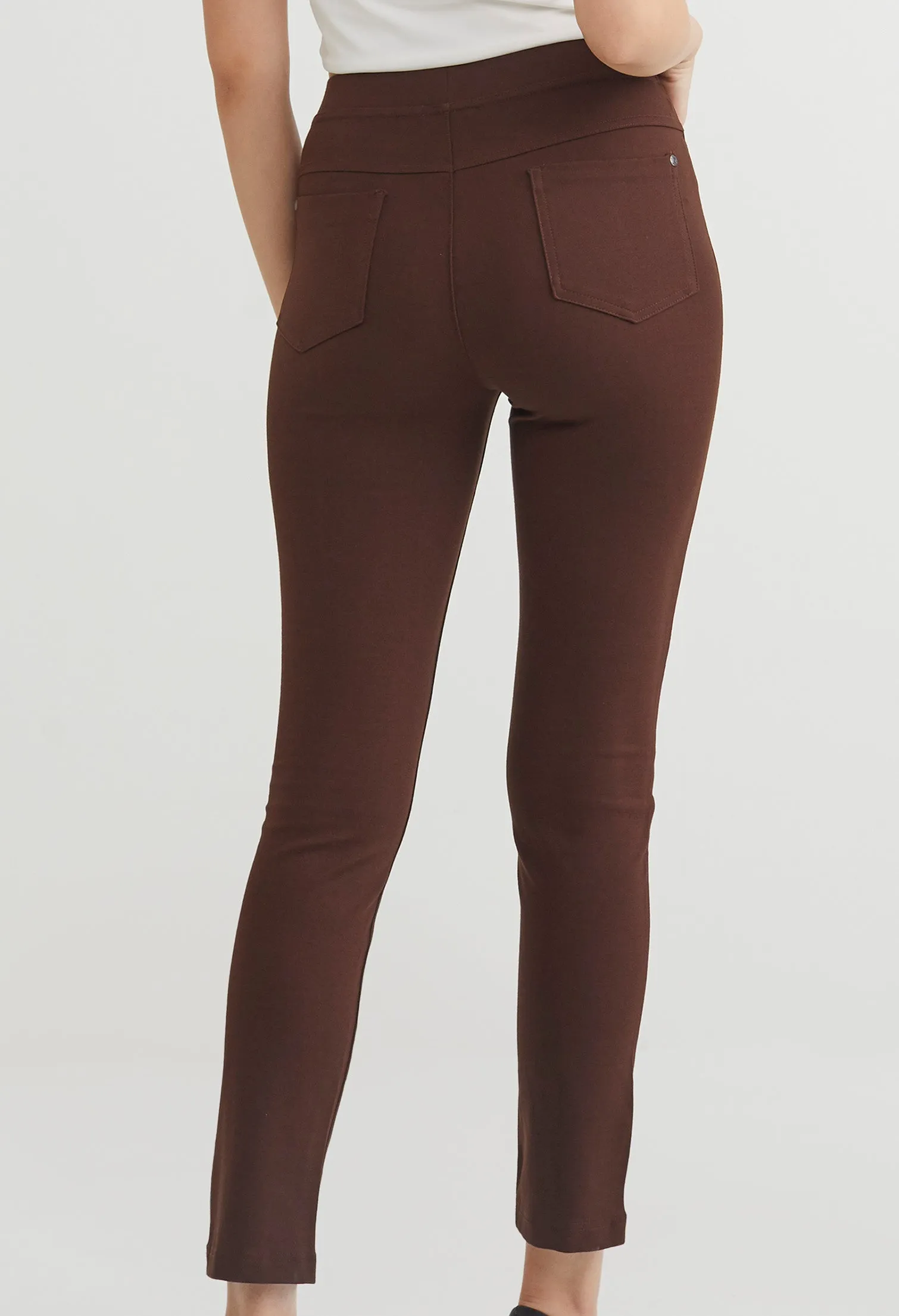 Tapered Elastic Trousers