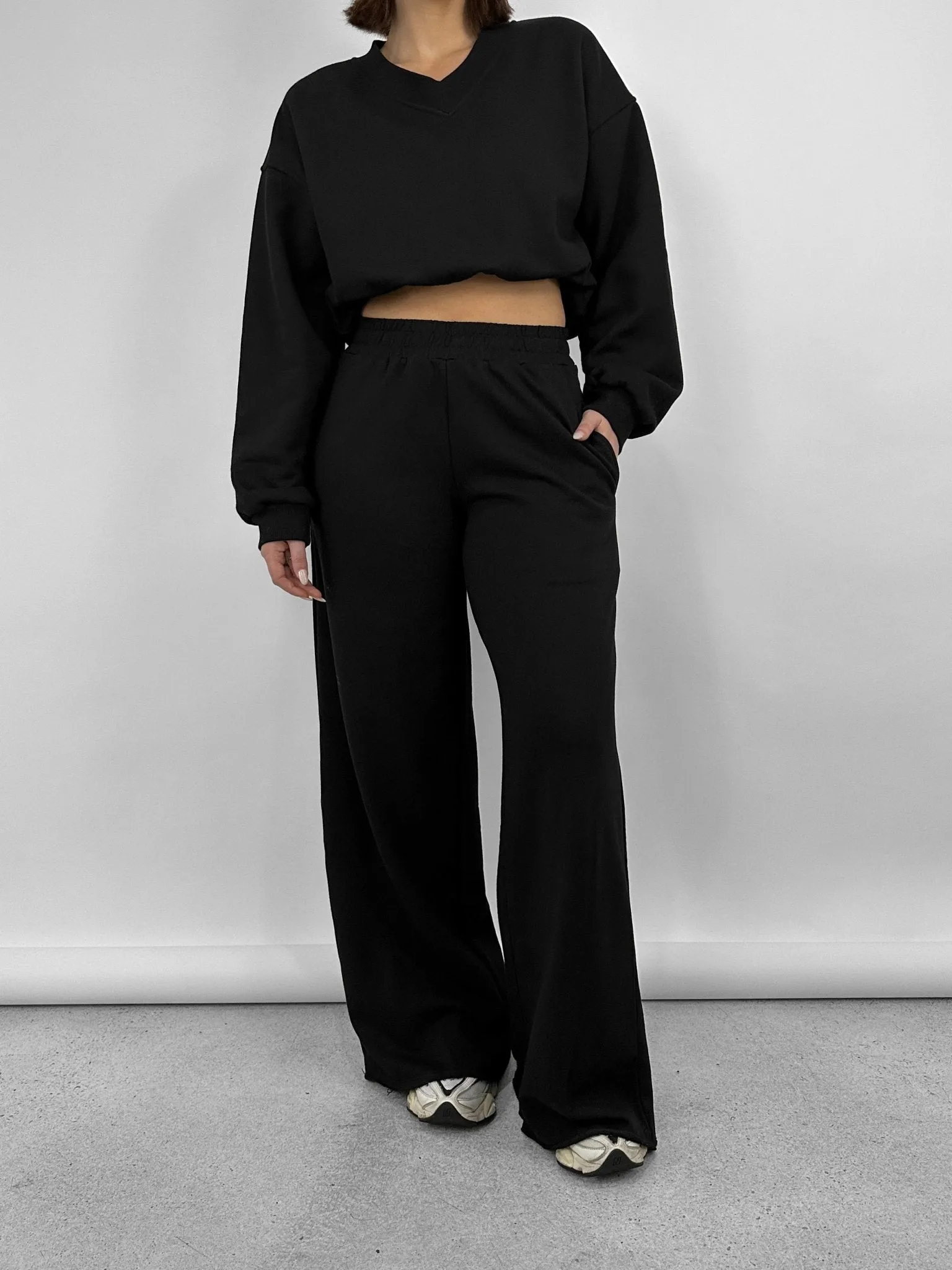 Wide Leg Relaxed Sweatpants