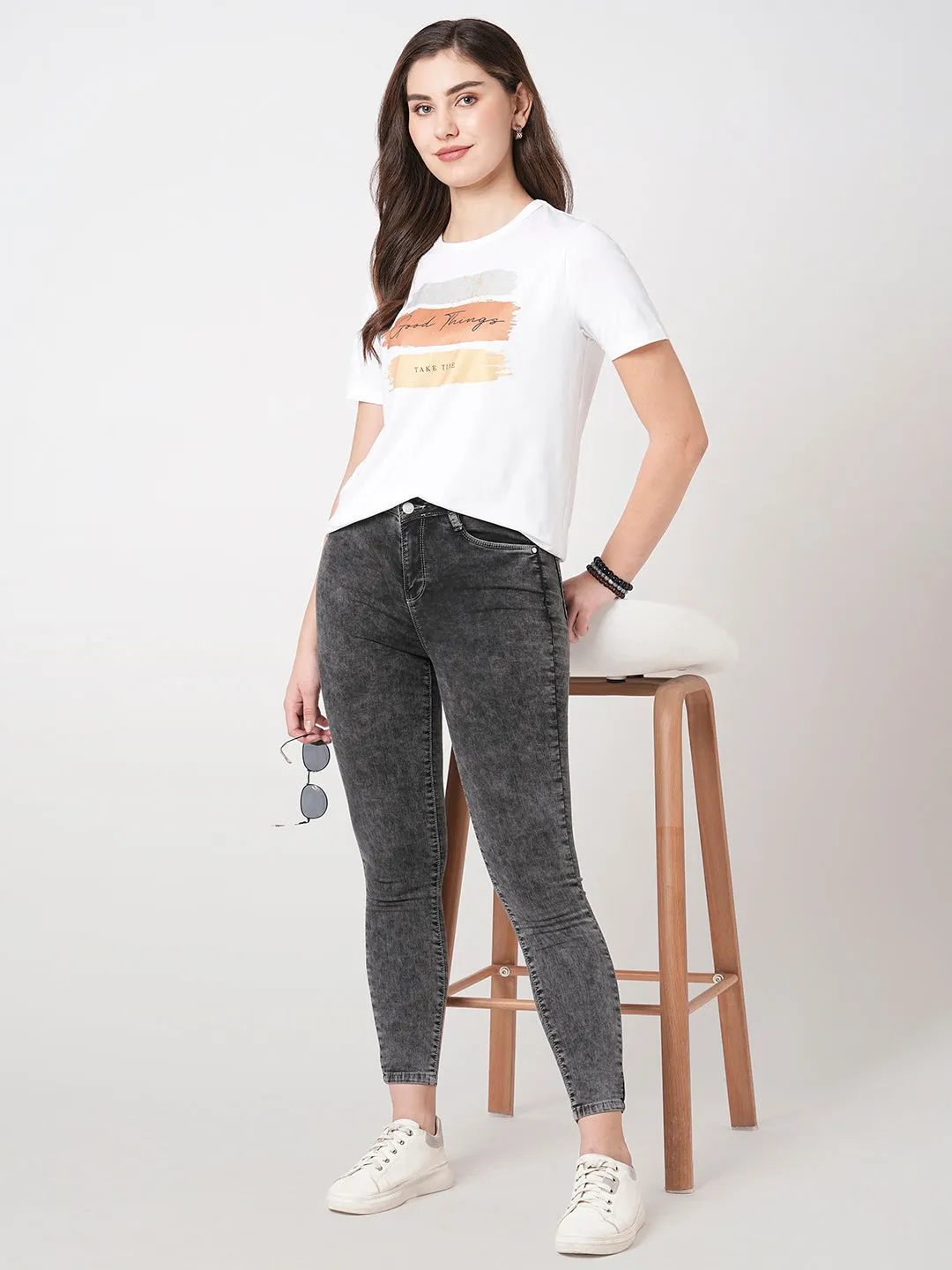 Women Mid-Rise Skinny Jeans